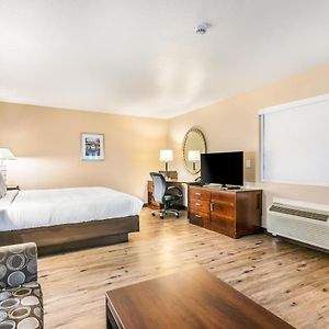 Deluxe King Room Spa Bath